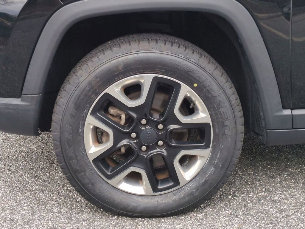 Used 2018 Jeep Compass Trailhawk w/ Leather Interior Group image 11