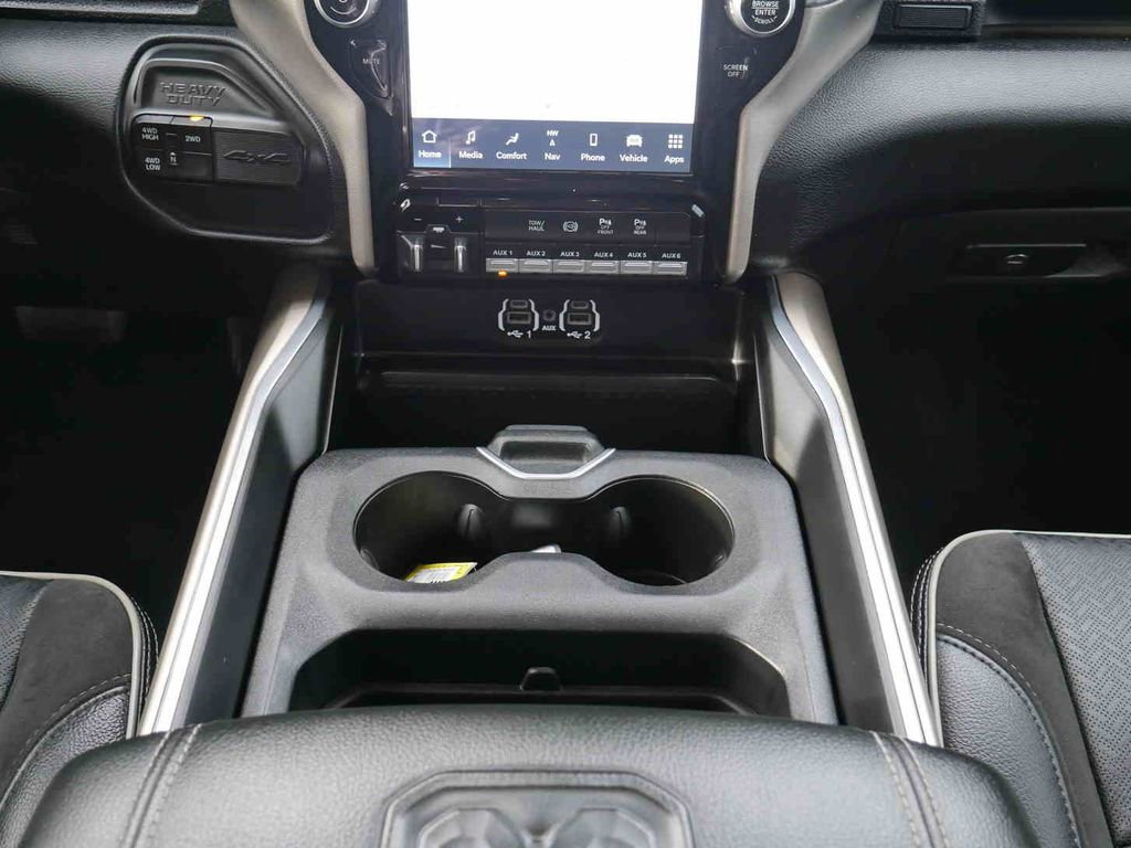 Used 2024 RAM 2500 Laramie image 7