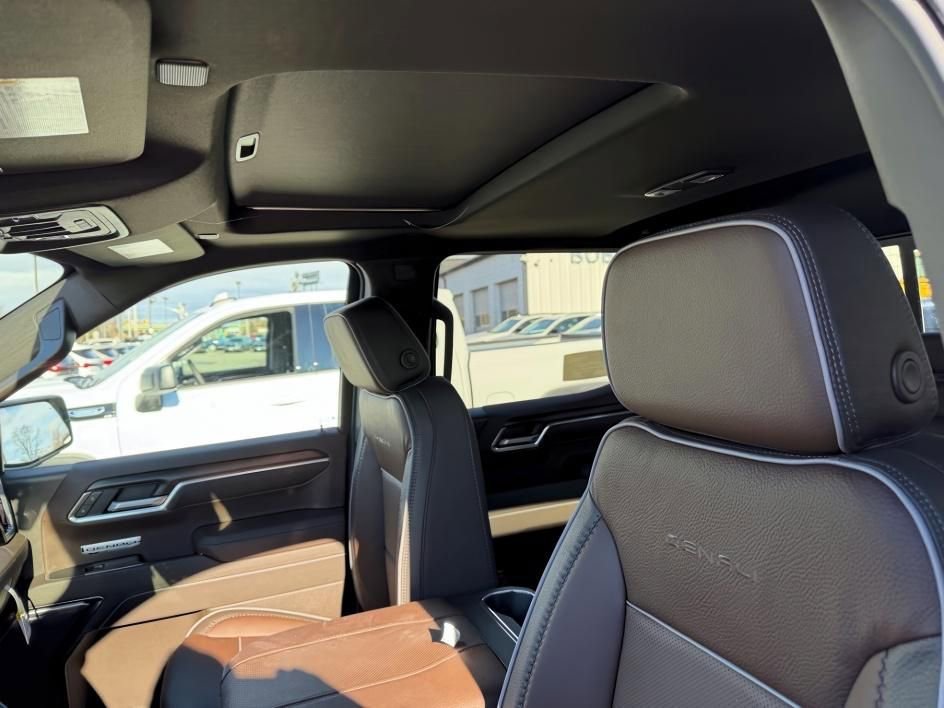 New 2026 GMC Sierra 1500 Denali AWD/4WD image 13