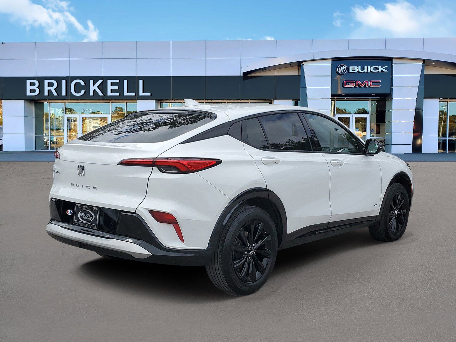 Certified 2025 Buick Envista Sport Touring w/ Convenience I Package image 4