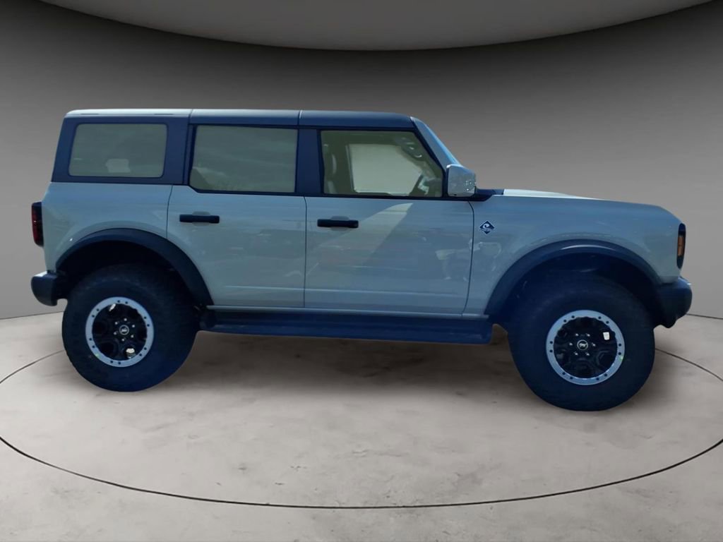 New 2026 Ford Bronco Outer Banks image 10