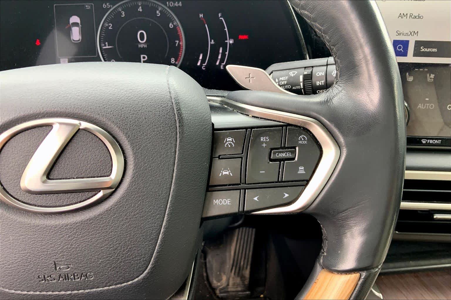 Certified 2024 Lexus RX 350 Premium w/ Kick Sensor & Tow Package AWD/4WD image 25