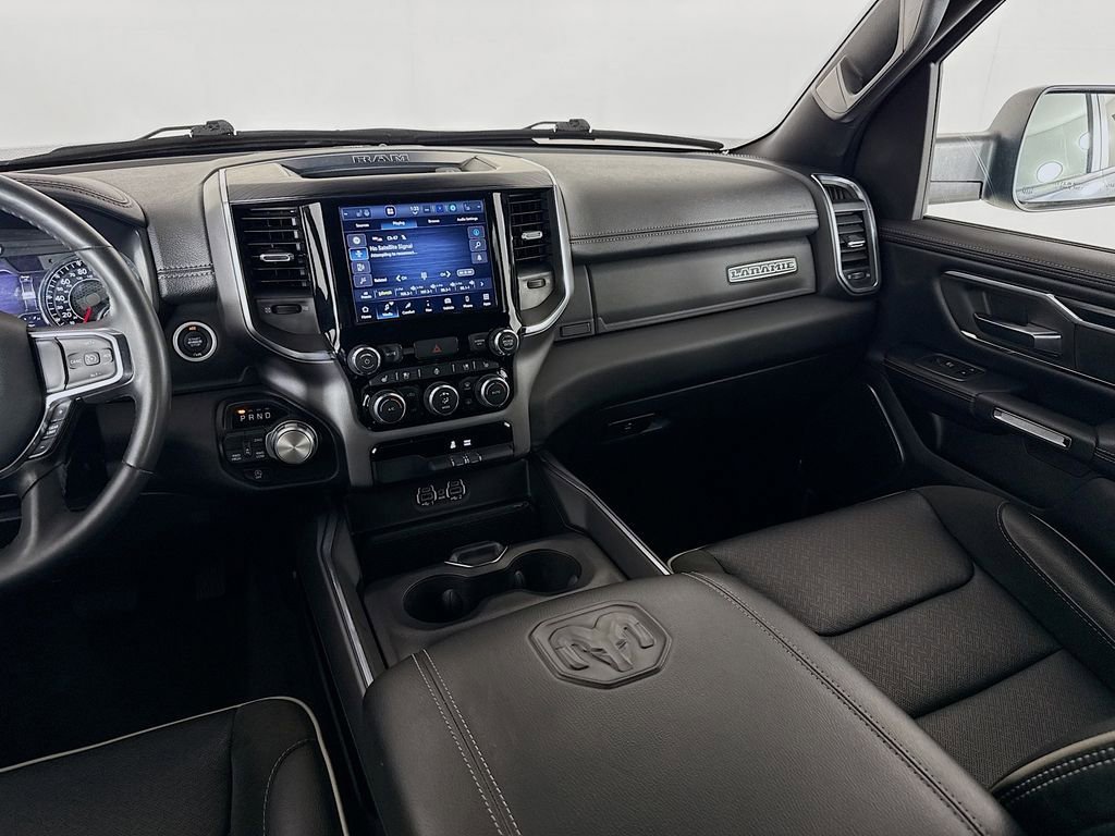 Used 2024 RAM 1500 Laramie AWD/4WD image 25