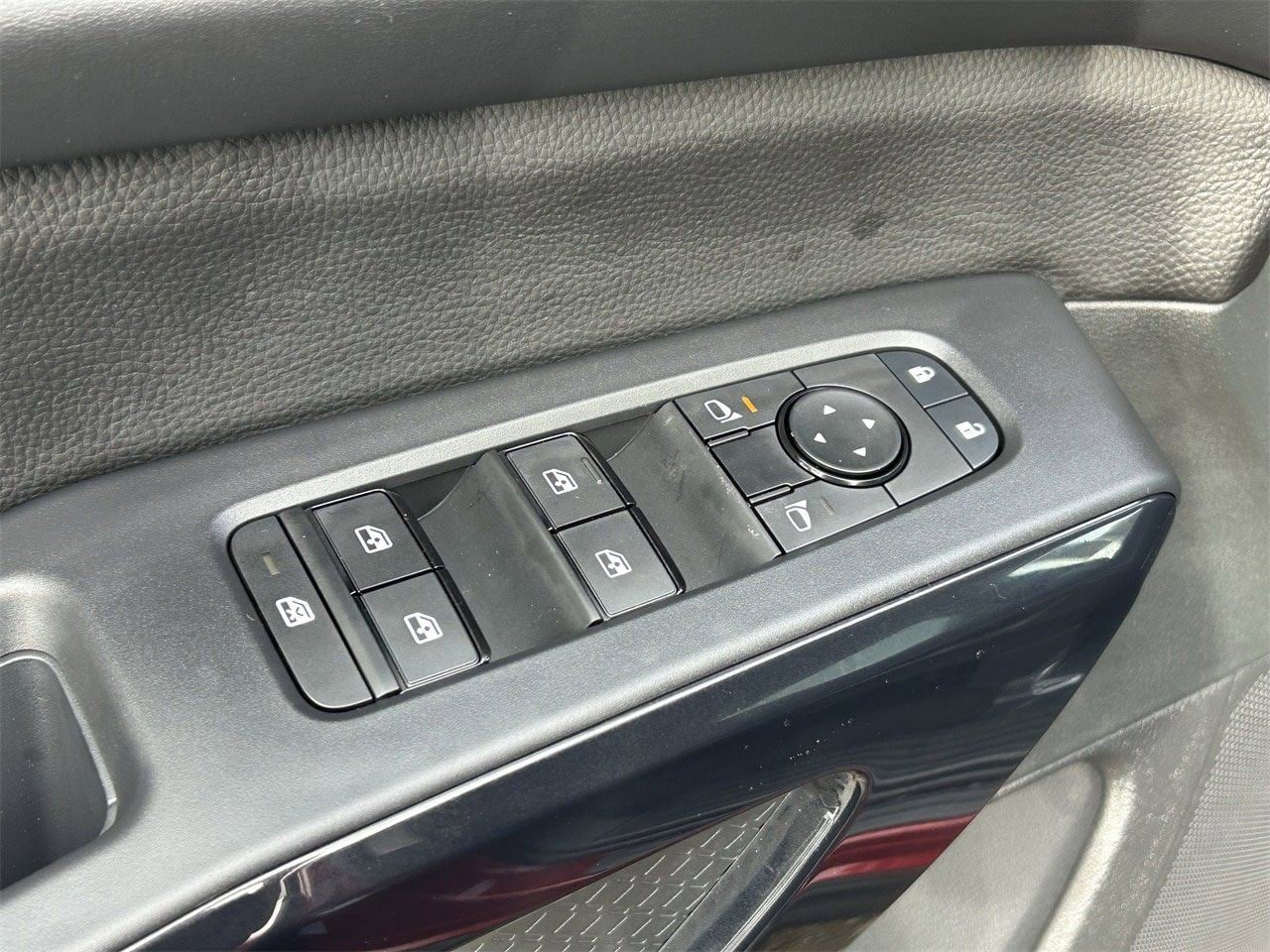 New 2026 Nissan Pathfinder SV FWD image 33