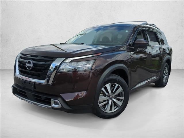 Used 2022 Nissan Pathfinder SL image 1
