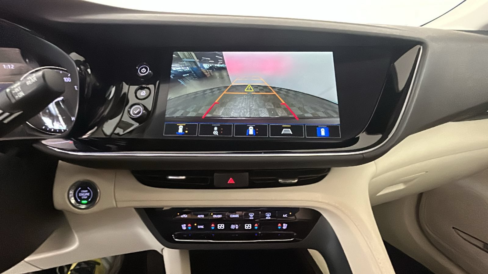 Used 2023 Buick Envision Avenir AWD/4WD image 27