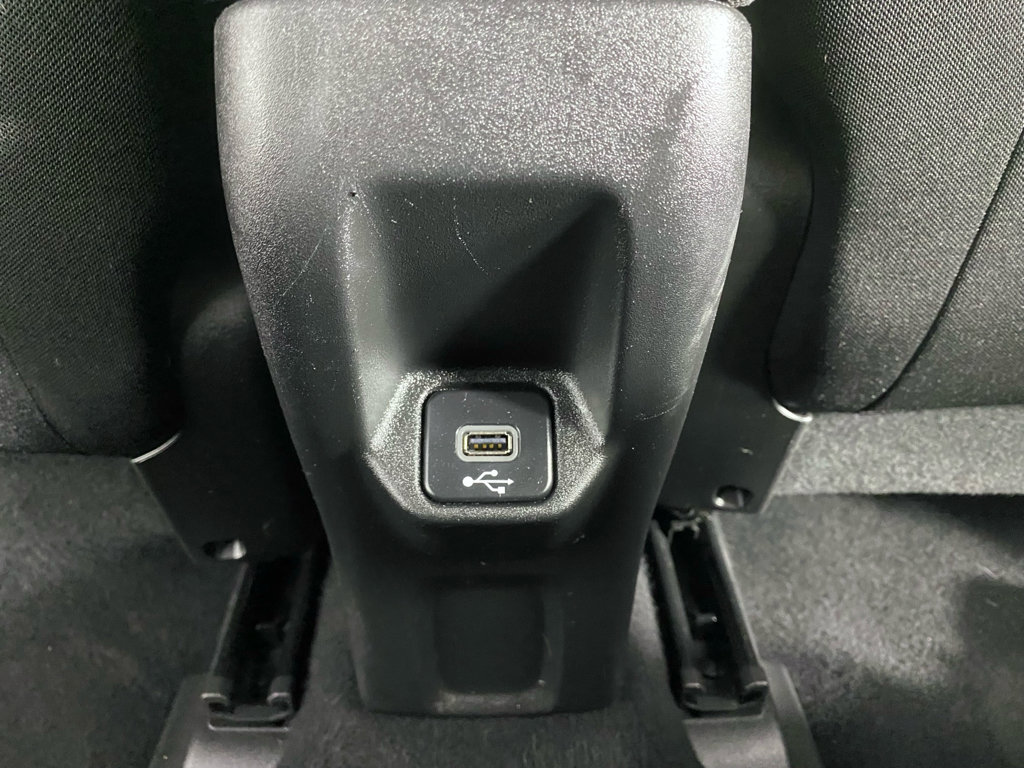 Used 2019 Jeep Renegade Latitude w/ Cold Weather Group AWD/4WD image 26