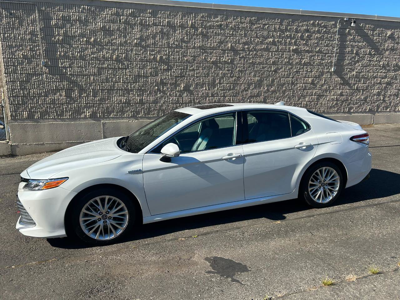 Used 2020 Toyota Camry XLE w/ Driver Assist Package FWD image 8