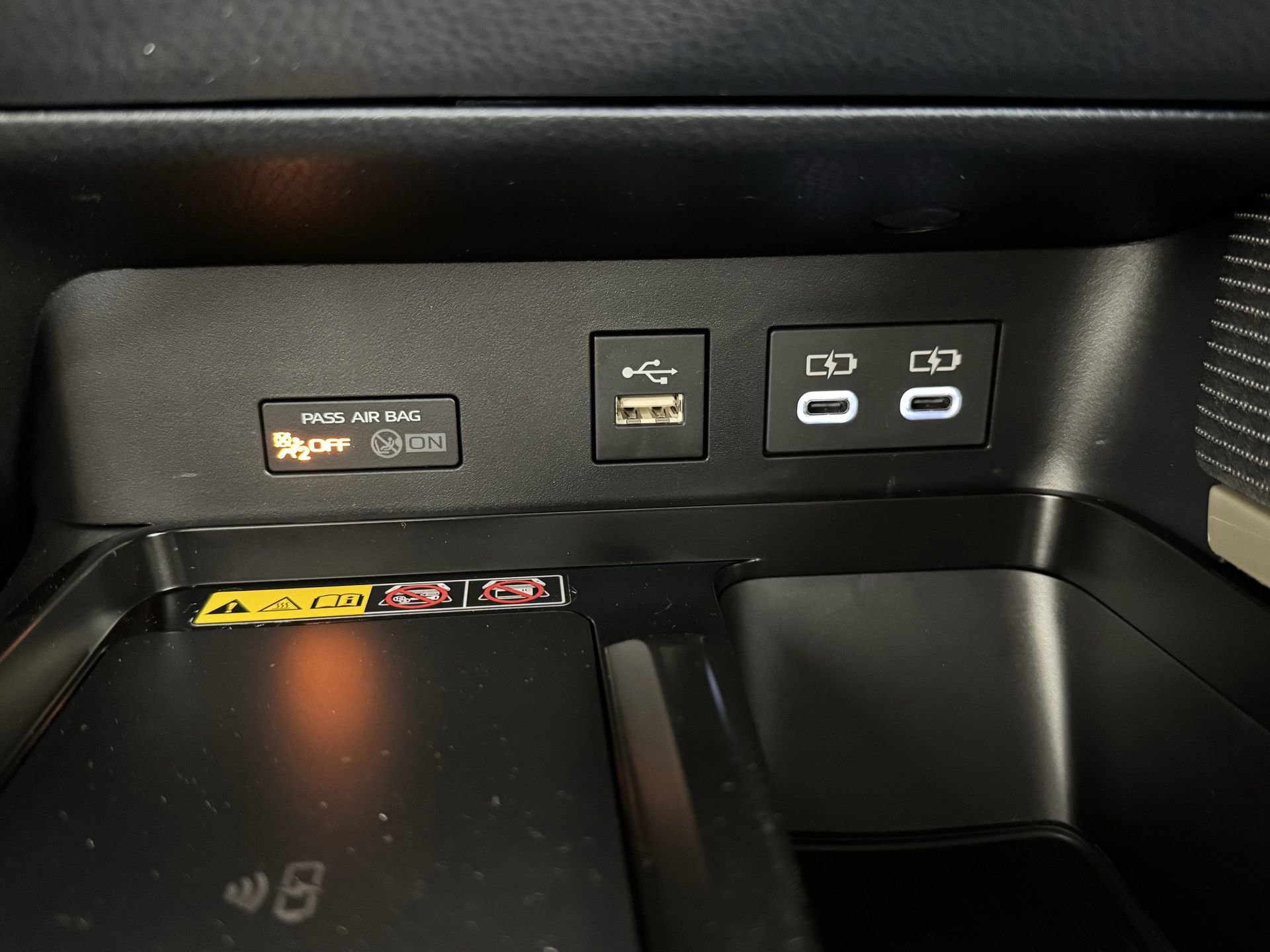 New 2026 Toyota Camry SE image 3