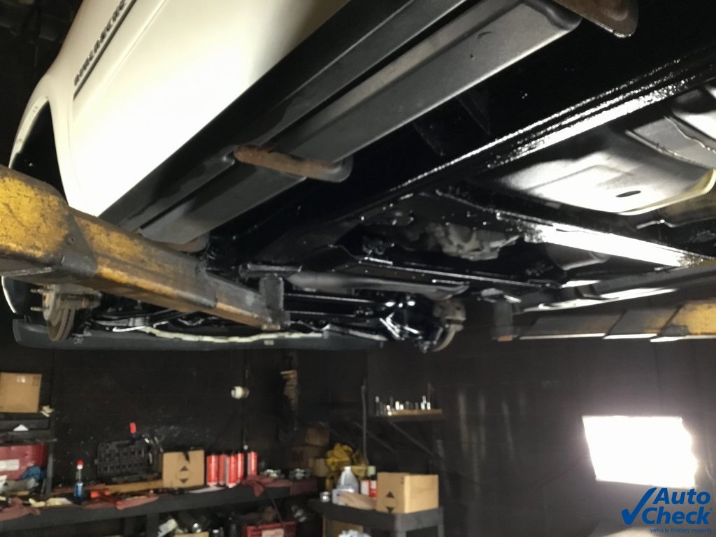 Used 2011 Chevrolet Avalanche LTZ image 23