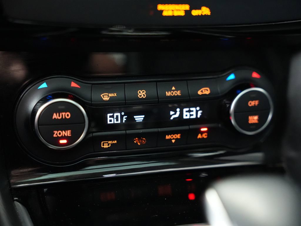 Used 2019 INFINITI QX30 w/ Navigation Package image 22