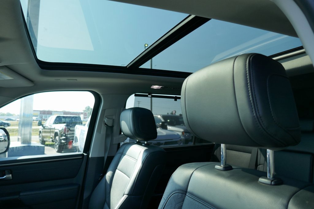 Used 2023 Toyota Sequoia Limited image 27