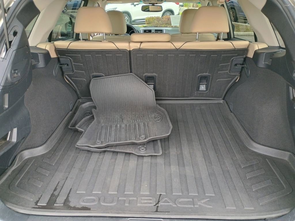 Used 2018 Subaru Outback 2.5i Limited w/ Popular Package #2 image 18