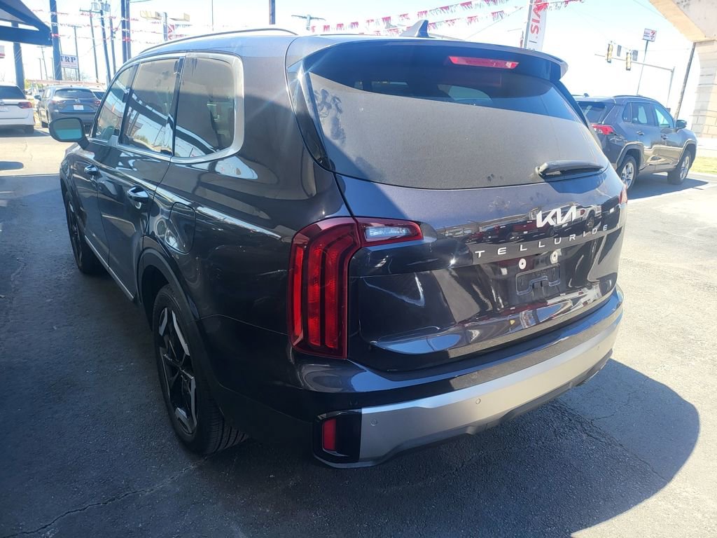 Used 2025 Kia Telluride S image 10