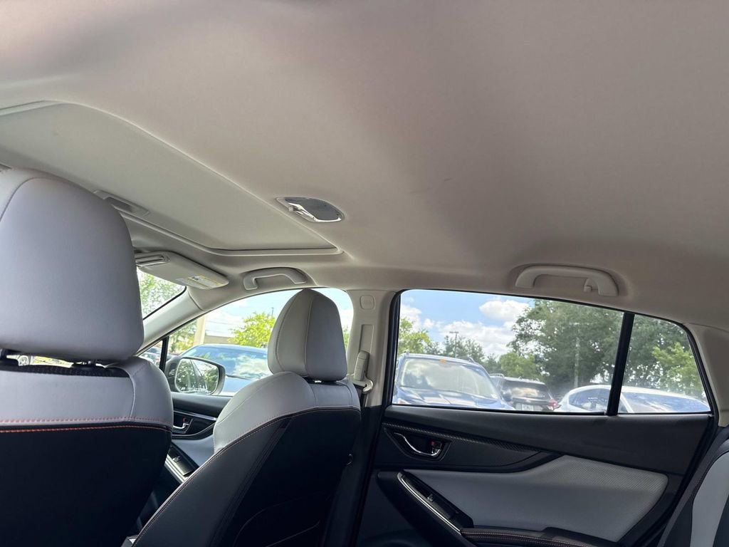 Used 2019 Subaru Crosstrek 2.0i Limited w/ Moonroof Package w/Navigation image 17