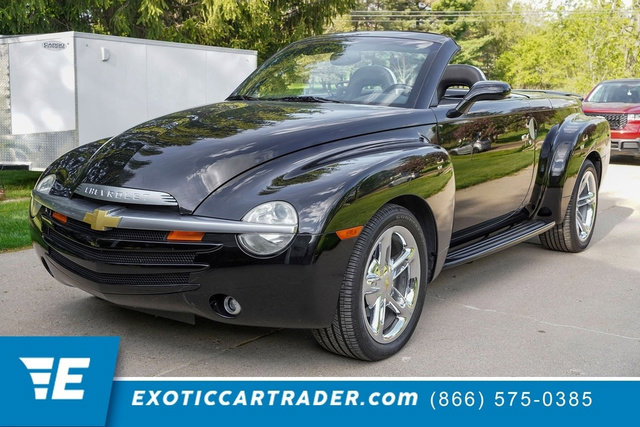 Used 2005 Chevrolet SSR w/ Preferred Equipment Group RWD video 1