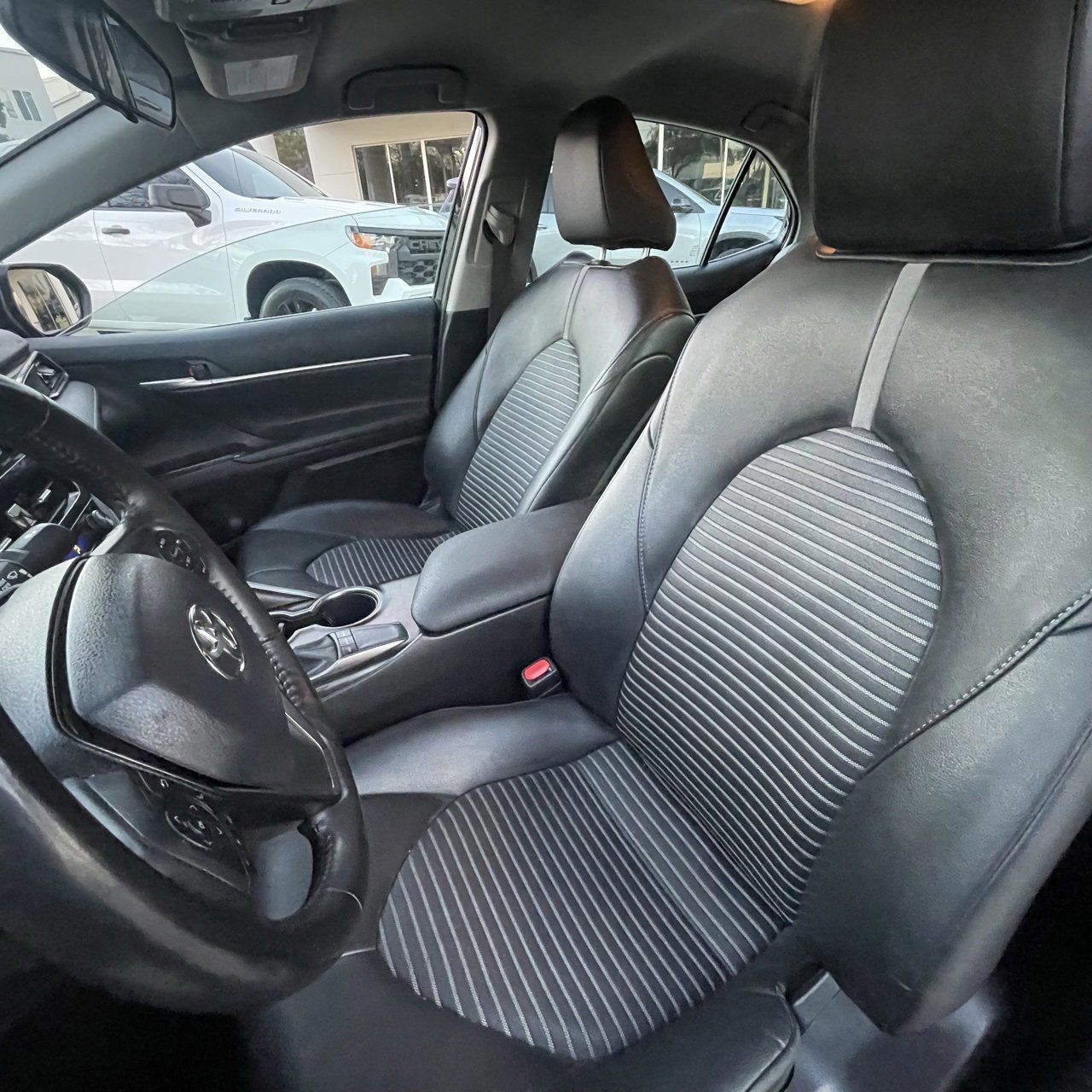 Used 2024 Toyota Camry SE image 21