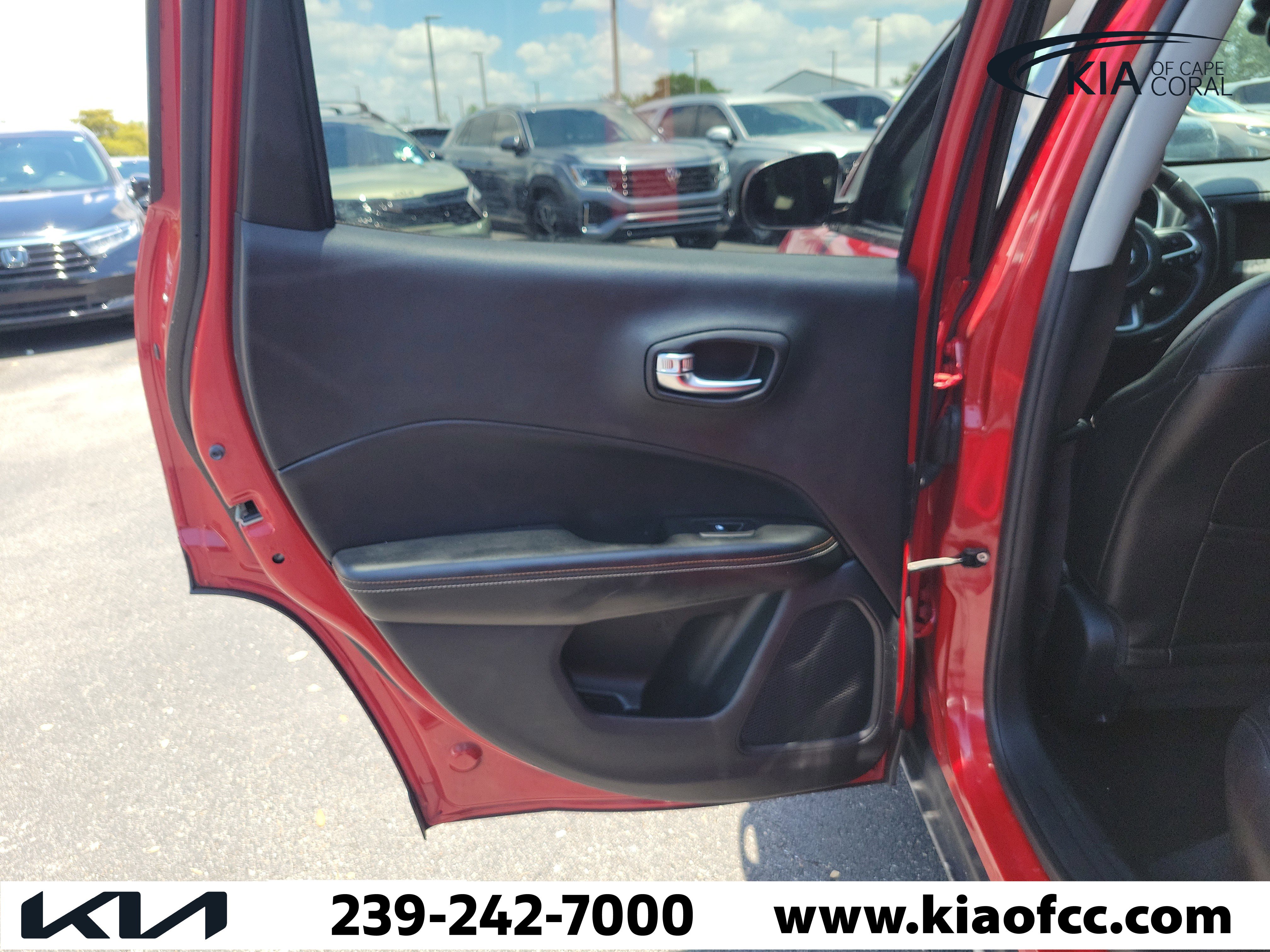 Used 2020 Jeep Compass Latitude w/ Advanced Safety Group FWD image 15