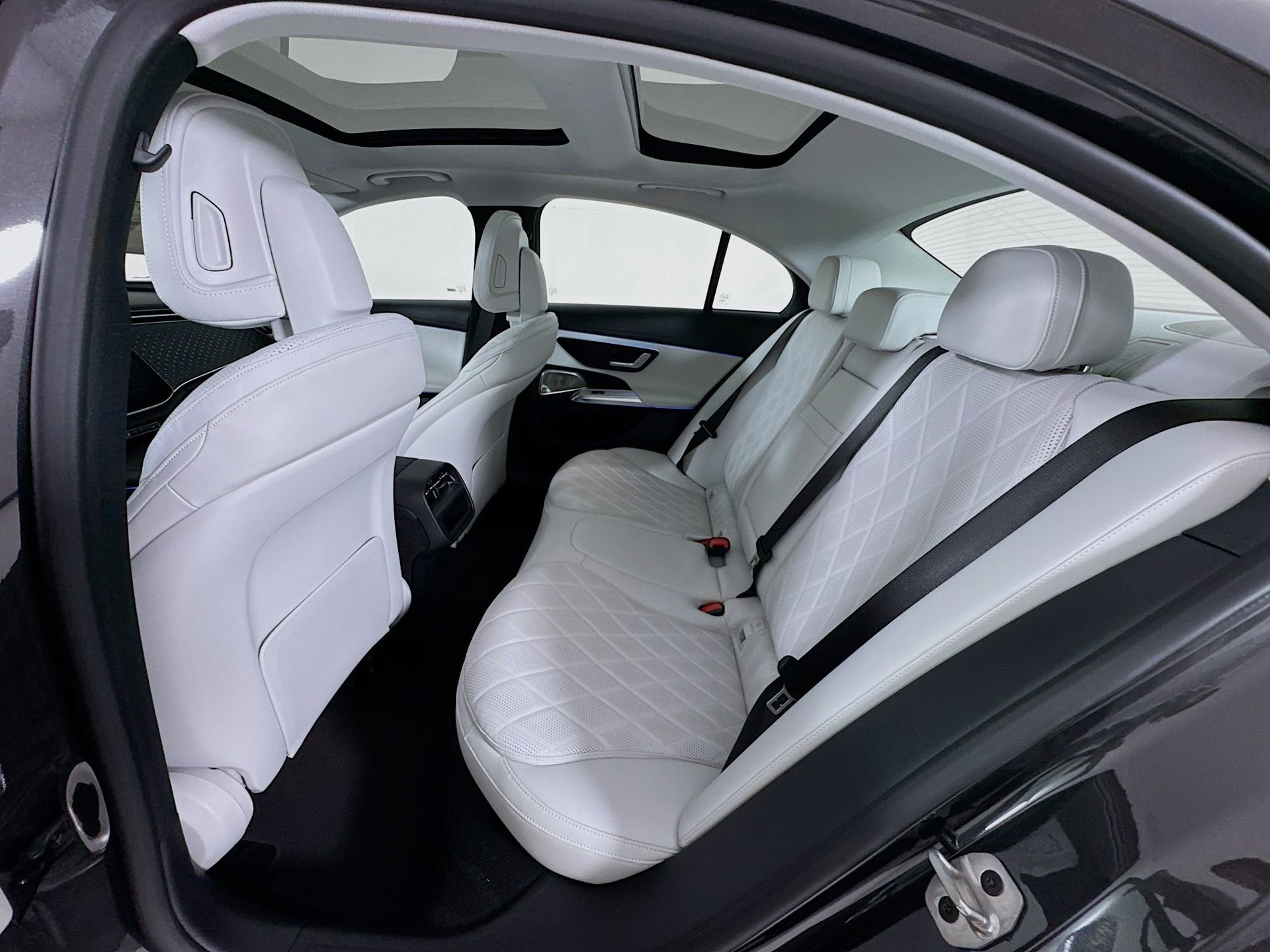 New 2026 Mercedes-Benz E 350 Sedan image 27