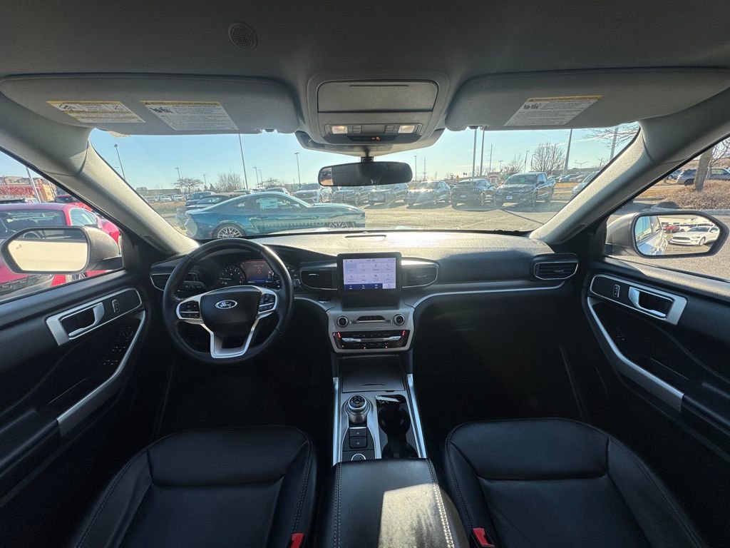 Certified 2023 Ford Explorer XLT w/ Equipment Group 202A image 17