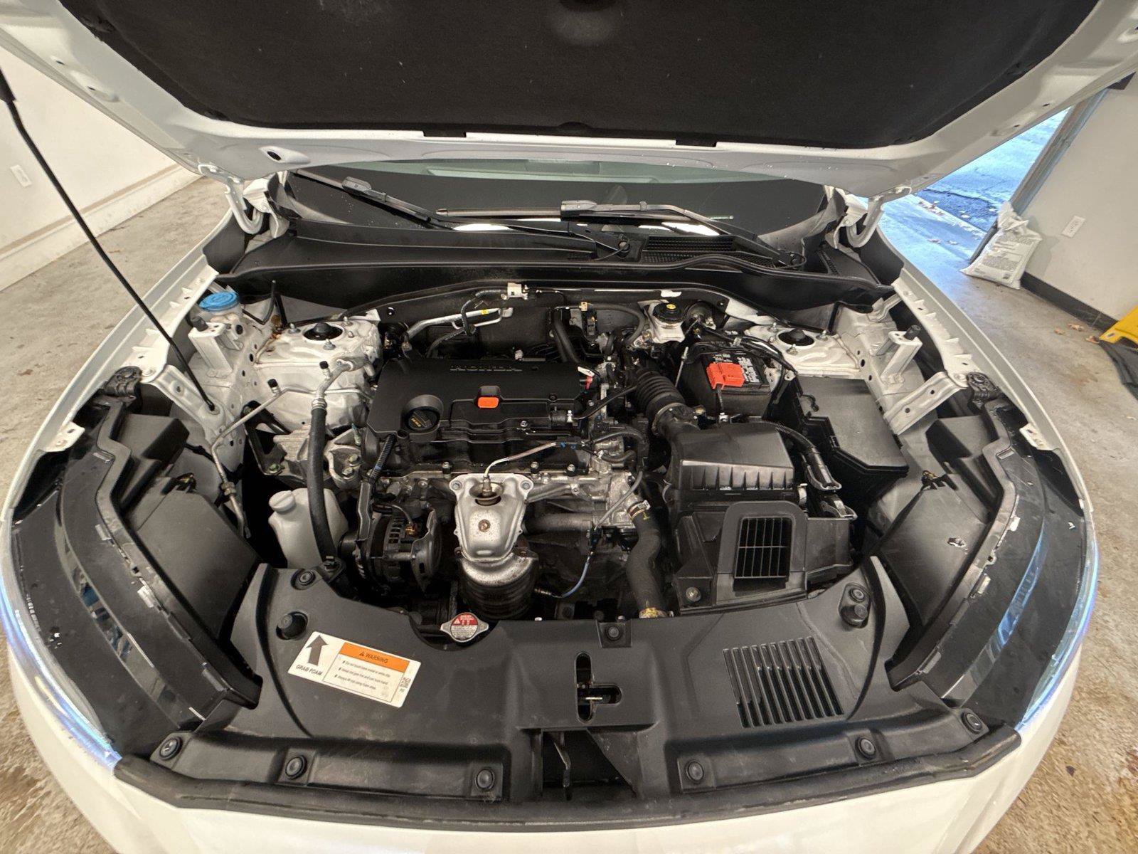 Used 2024 Honda HR-V Sport image 17