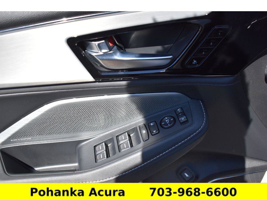 Certified 2025 Acura MDX FWD w/ Technology Package image 25