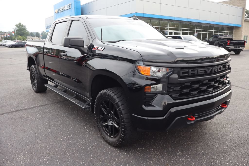 Used 2022 Chevrolet Silverado 1500 Custom Trail Boss AWD/4WD image 2