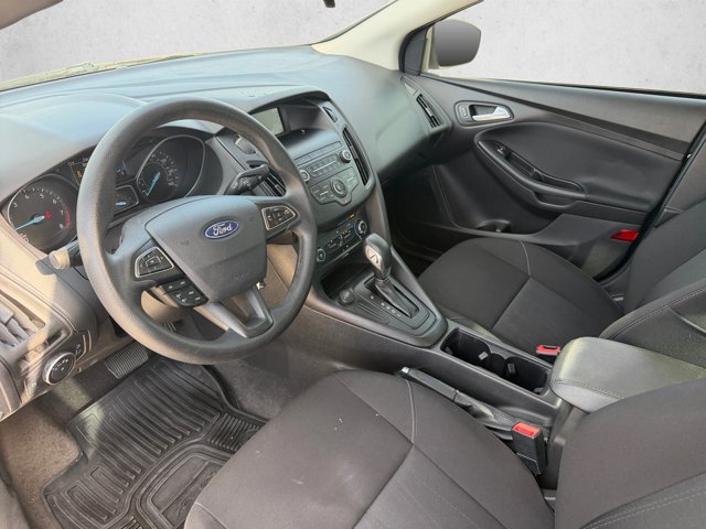 Used 2018 Ford Focus SE FWD image 9
