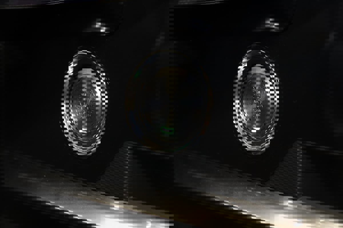 Used 2020 Chevrolet Corvette Stingray Premium Cpe w/ 3LT Preferred Equipment Group image 12