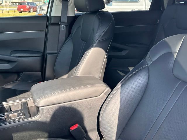 Used 2025 Kia Sorento S image 39