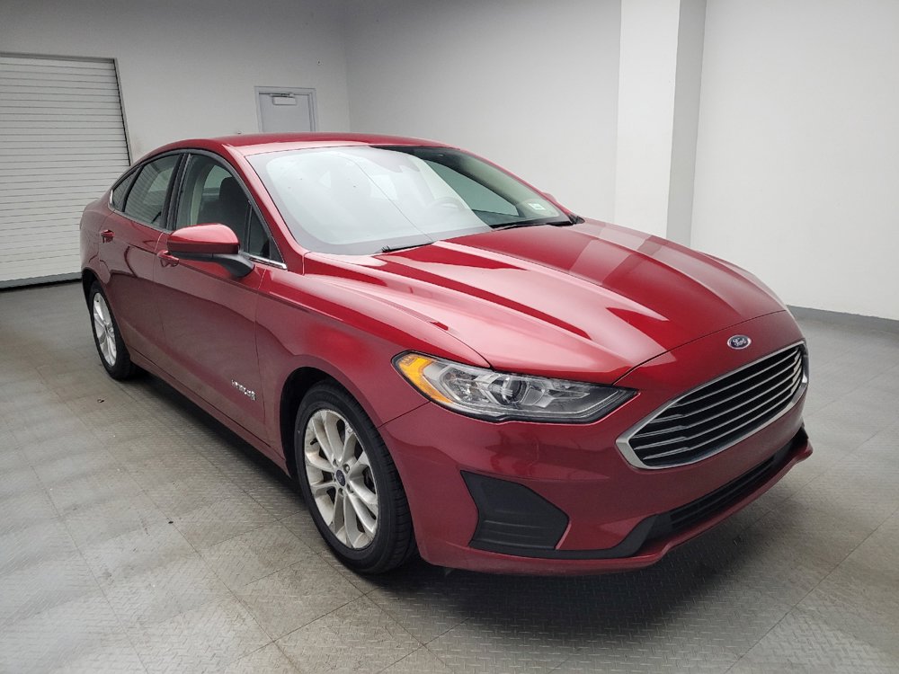 Used 2019 Ford Fusion SE FWD image 13
