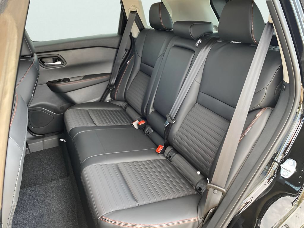 New 2026 Nissan Rogue SV AWD/4WD image 14