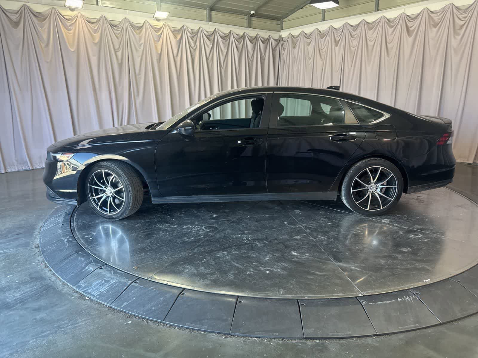 Used 2023 Honda Accord Sport image 7