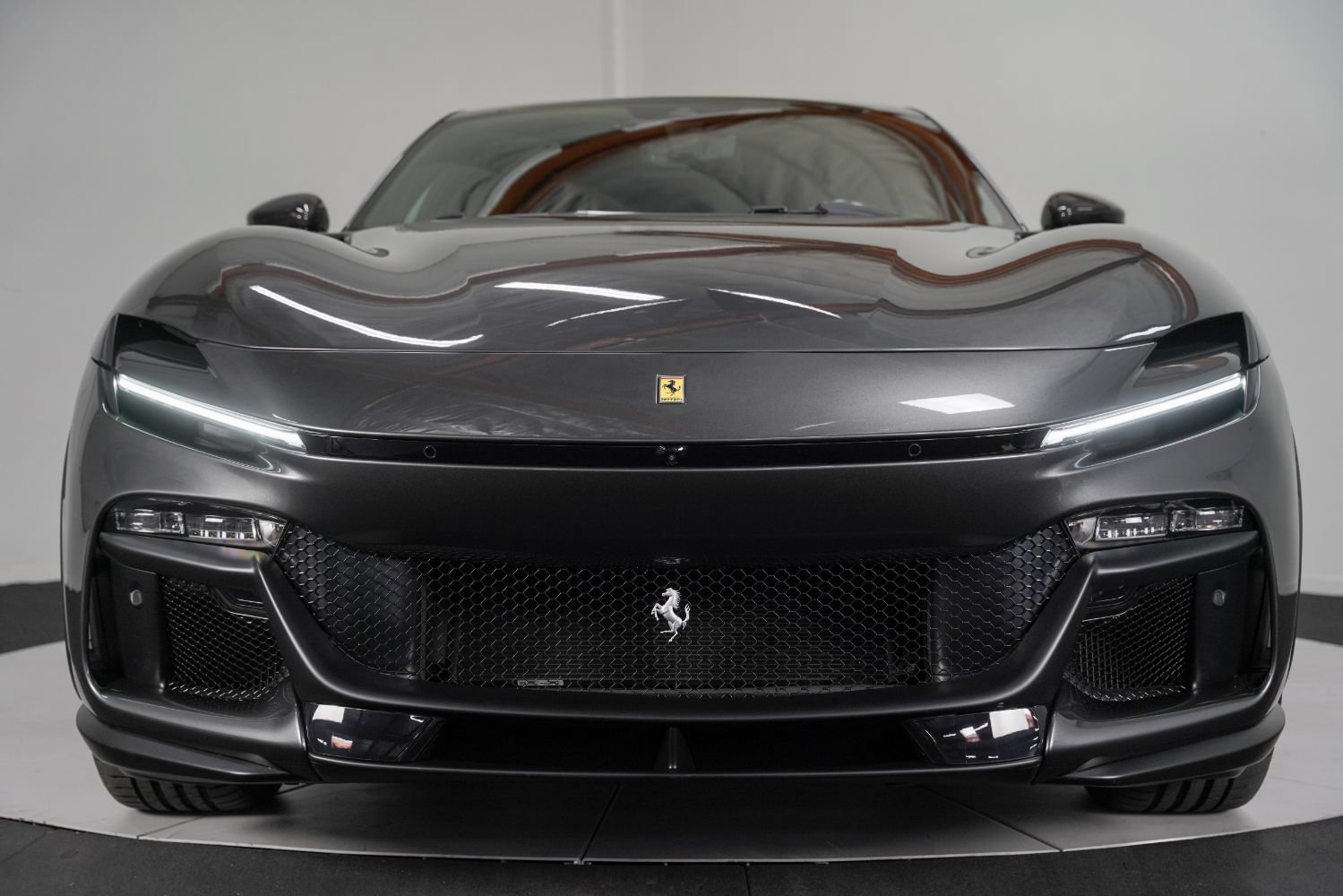 Used 2026 Ferrari Purosangue AWD/4WD image 16