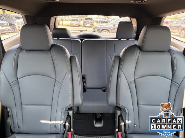 Used 2024 Buick Enclave Essence w/ Experience Buick Package AWD/4WD image 5
