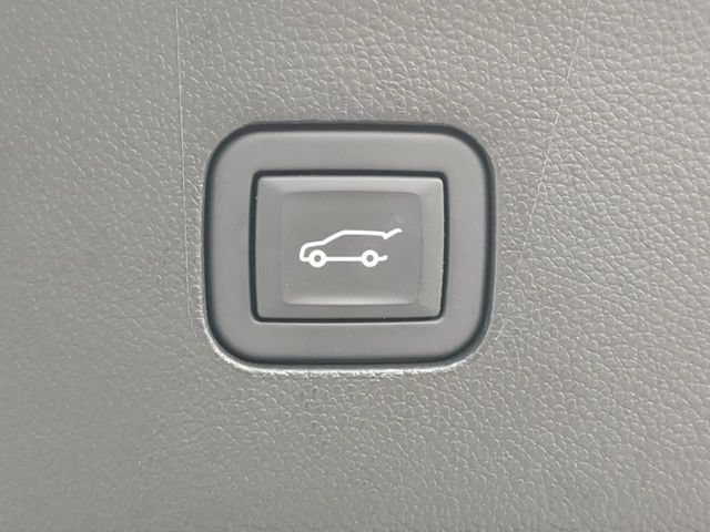 Used 2023 Buick Enclave Essence FWD image 15
