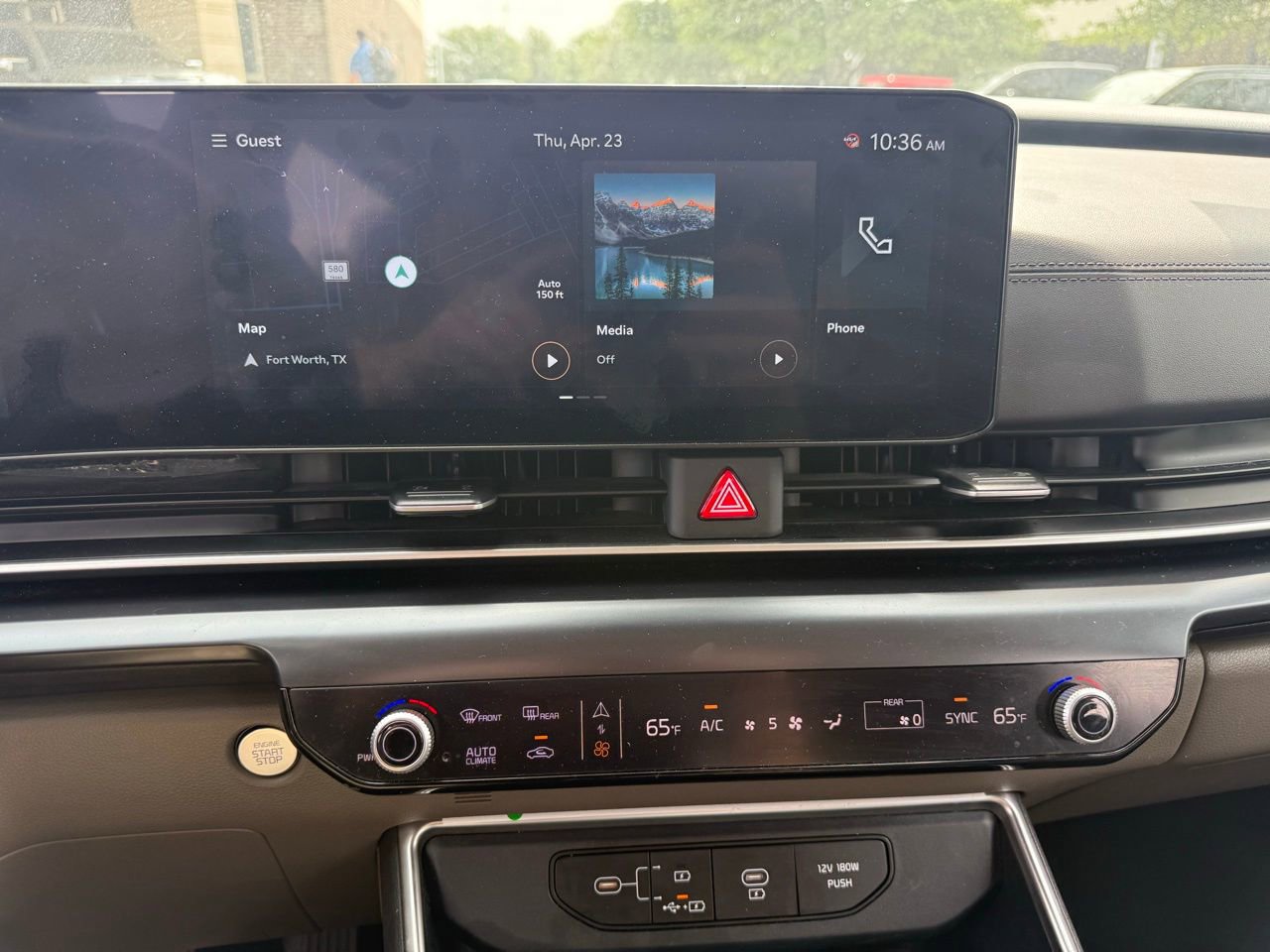 Used 2025 Kia Carnival image 18