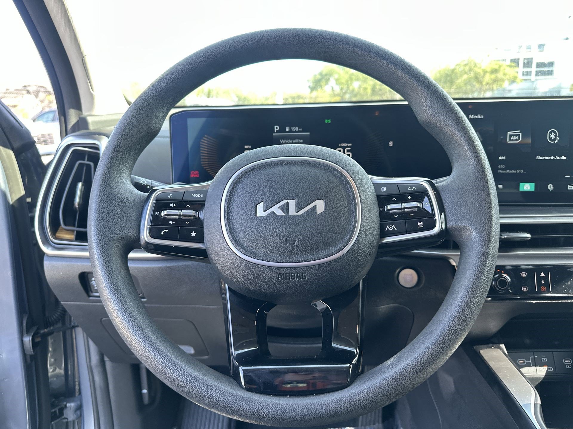 Certified 2024 Kia Sorento LX FWD image 11