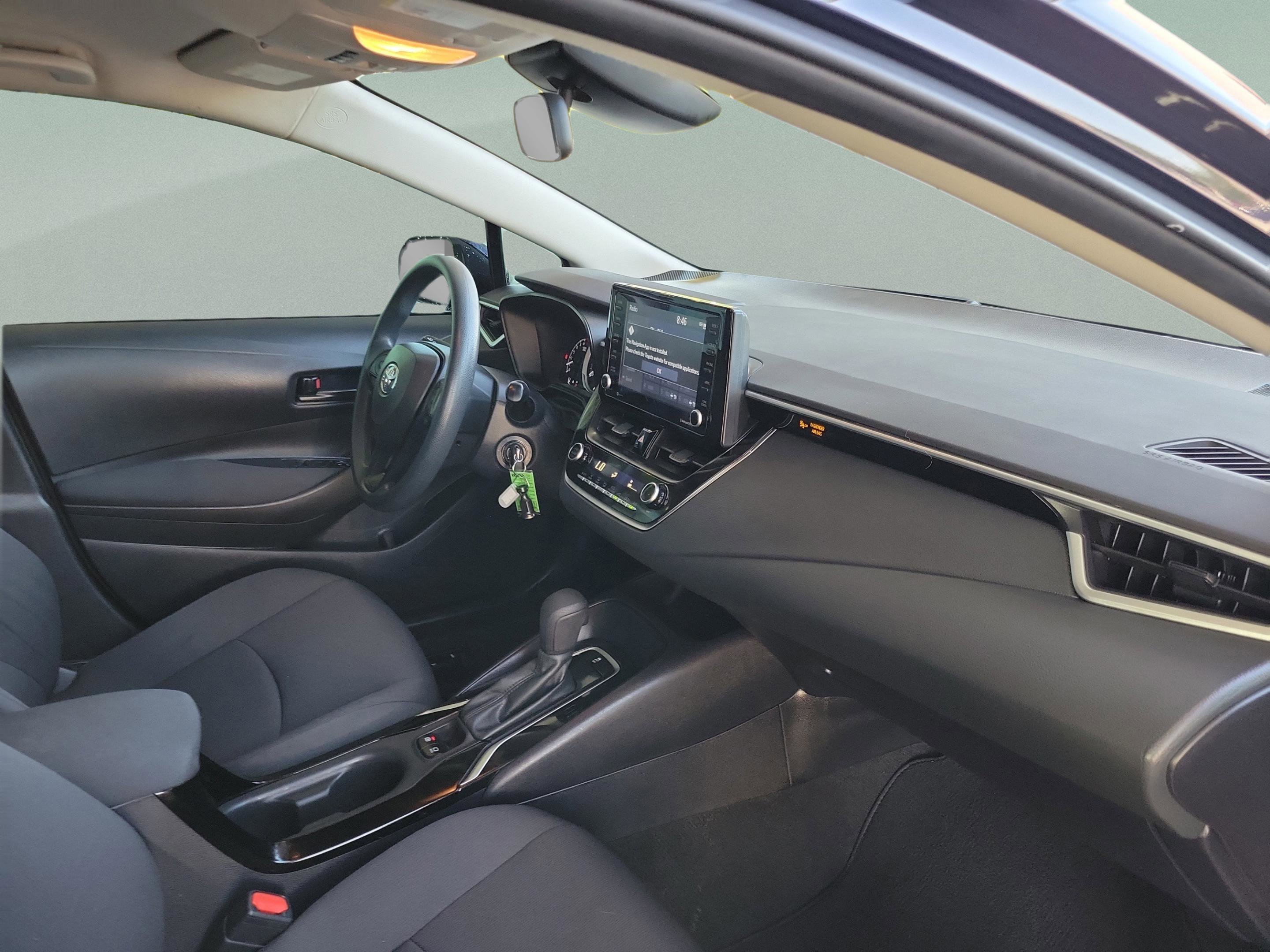 Used 2022 Toyota Corolla LE FWD image 10