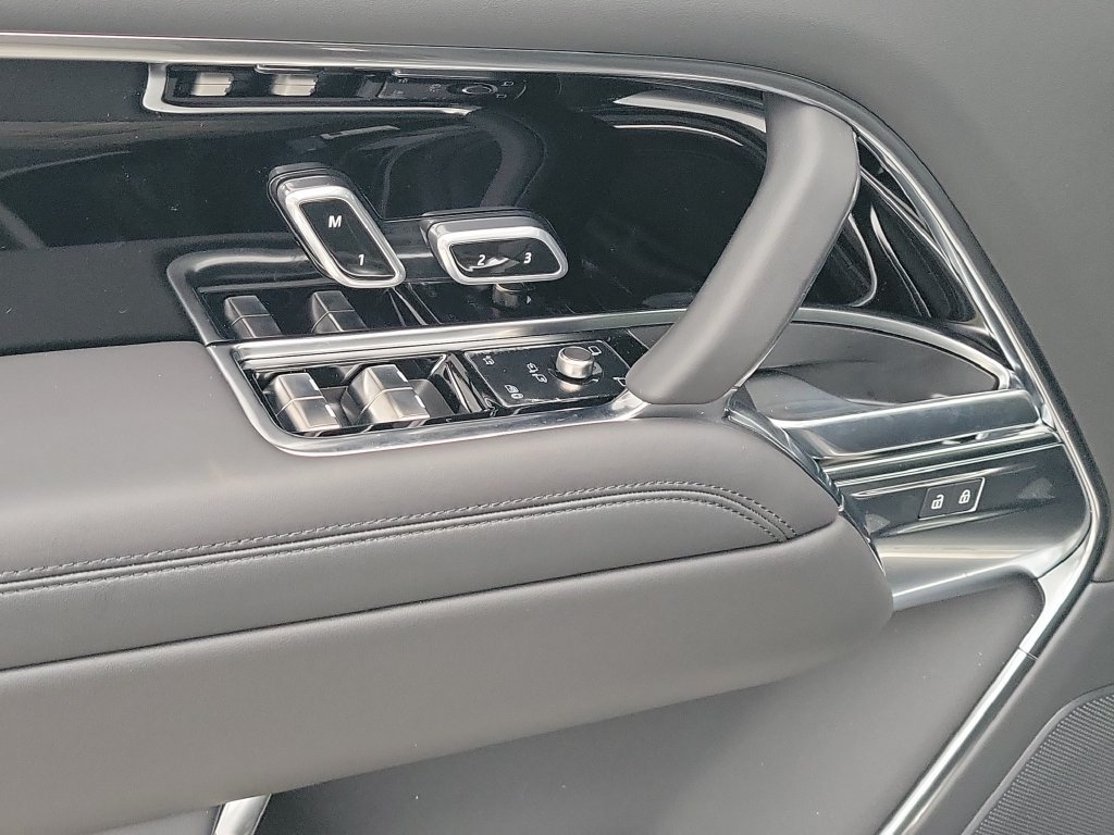 New 2027 Land Rover Range Rover SE AWD/4WD image 24