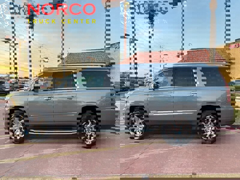 Used 2019 Cadillac Escalade ESV Luxury image 6