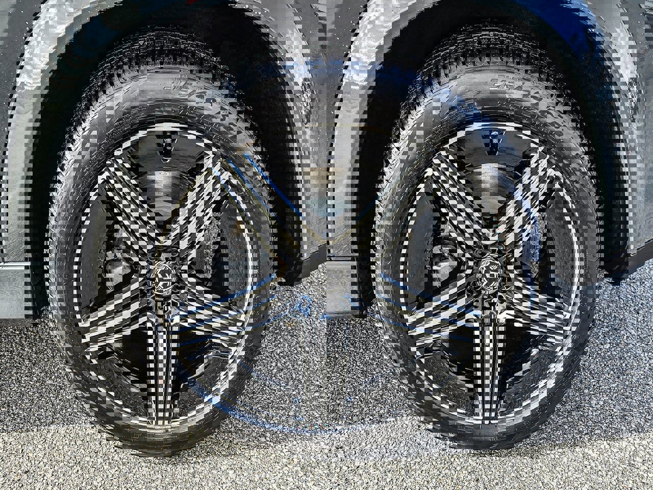 New 2026 Mercedes-Benz GLE 450 4MATIC image 9