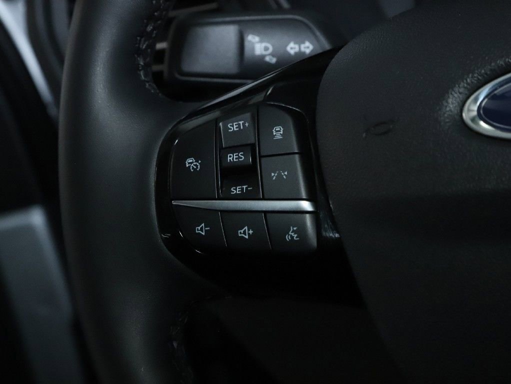 Used 2023 Ford Escape SE image 21