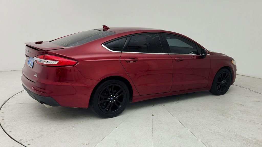 Used 2019 Ford Fusion SE w/ Equipment Group 151A image 8