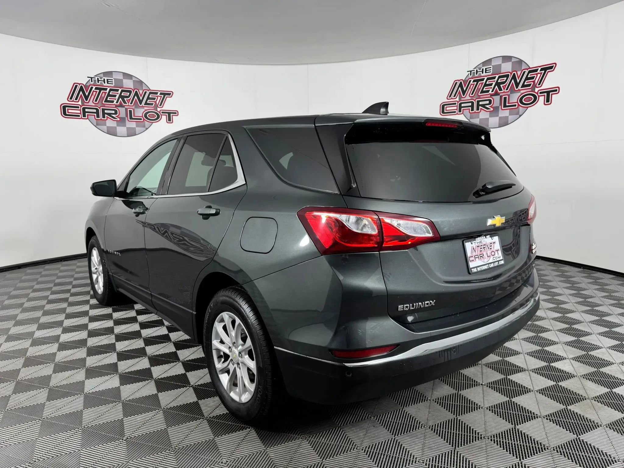 Used 2020 Chevrolet Equinox LT w/ Driver Convenience Package FWD image 5