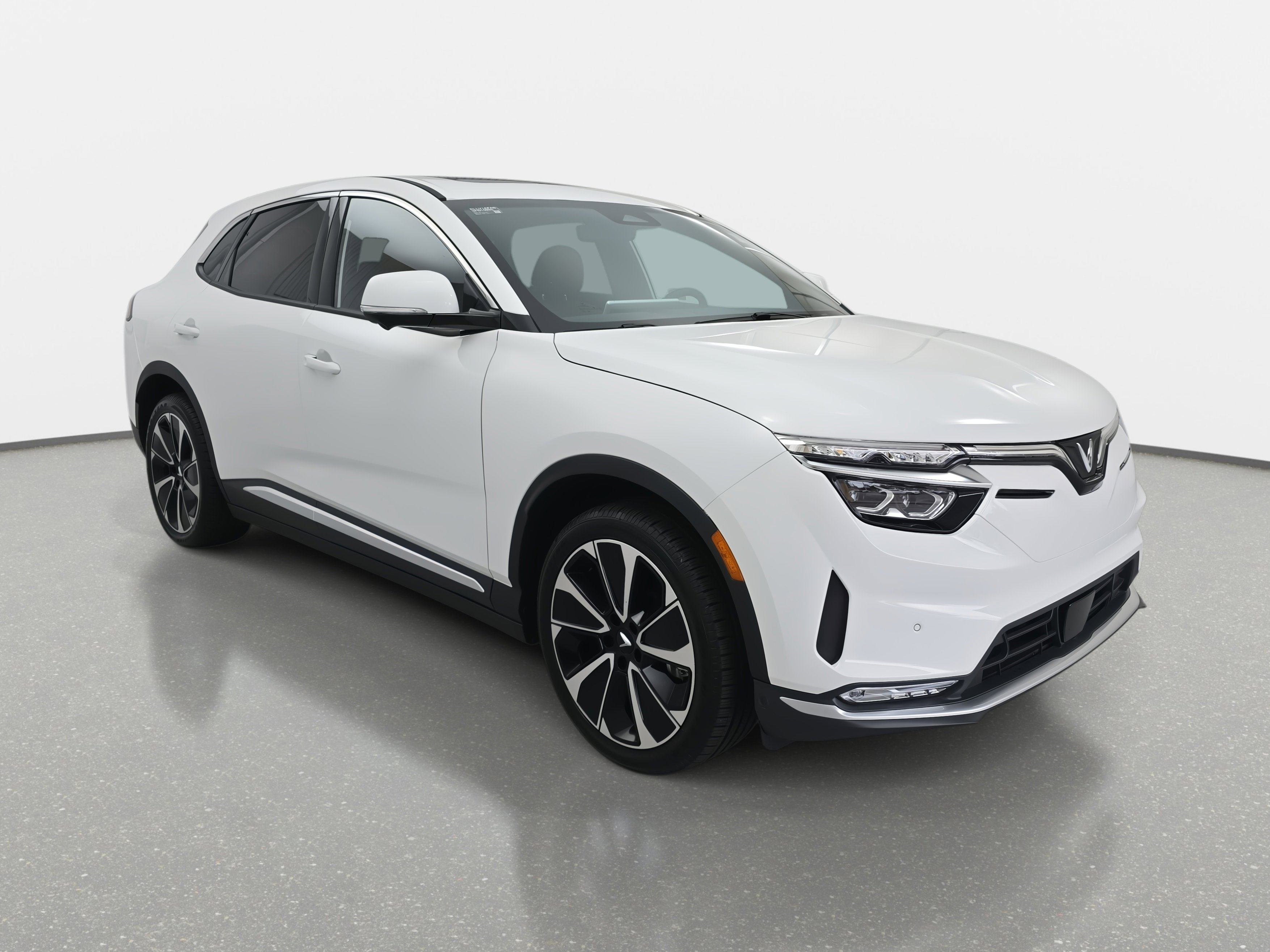New 2025 VinFast VF 8 Plus image 3