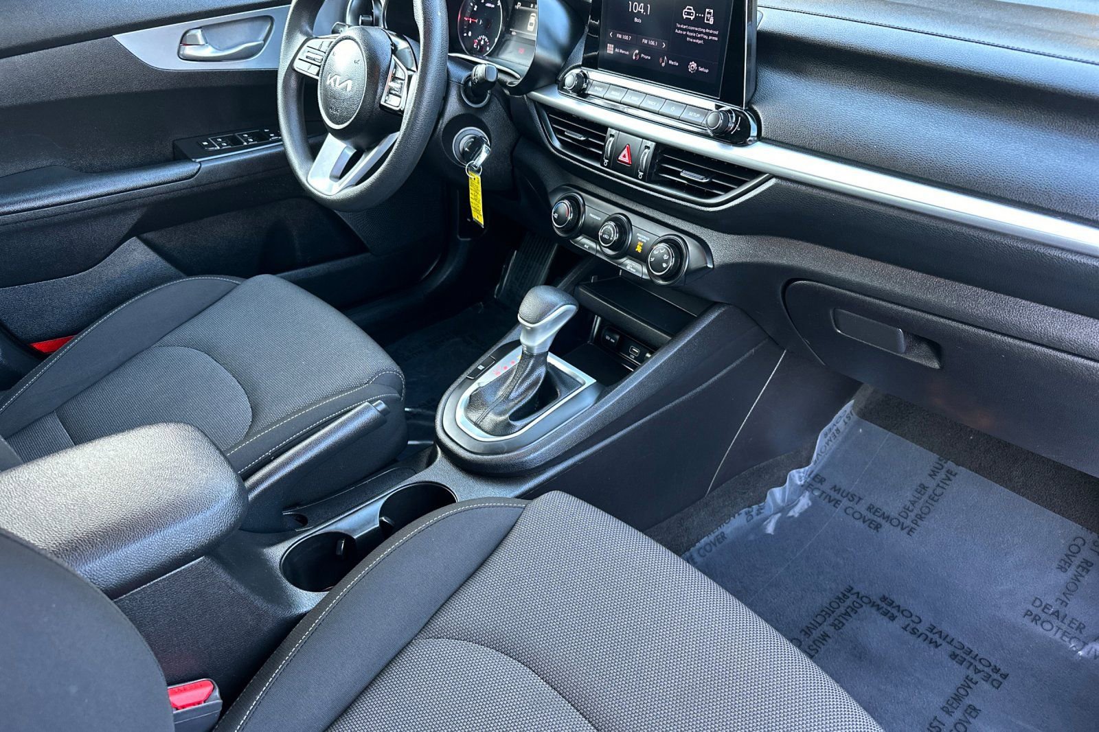 Used 2023 Kia Forte LXS image 13