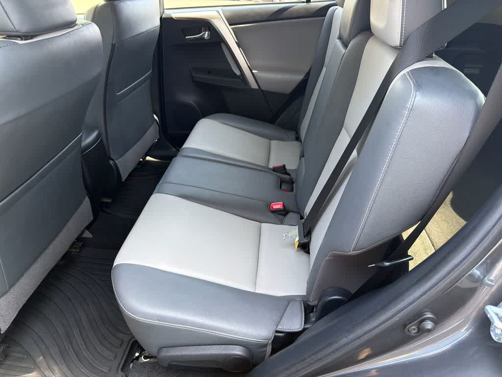 Used 2015 Toyota RAV4 Limited w/ Outdoor Package FWD image 18