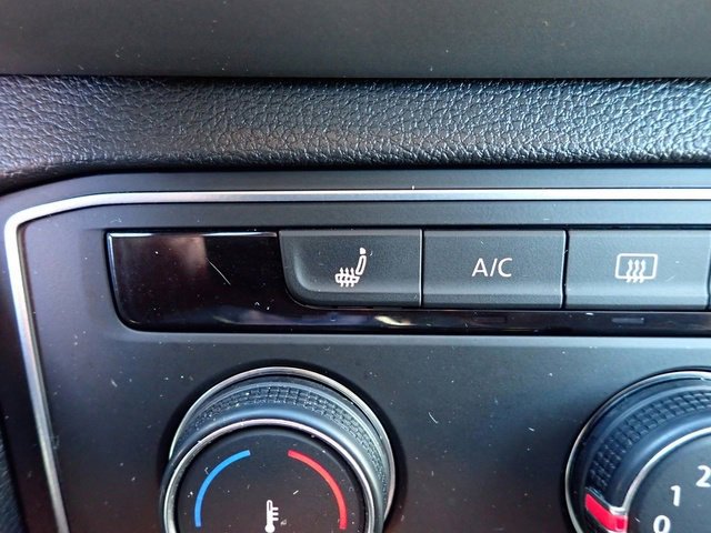 Used 2018 Volkswagen Atlas SE image 25