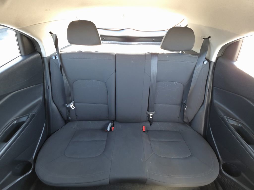 Used 2013 Kia Rio EX w/ Convenience Pkg image 18